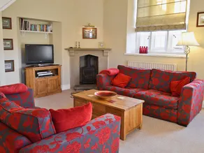 Family-friendly lovely cottage with garden | Pets are welcome - Image 2