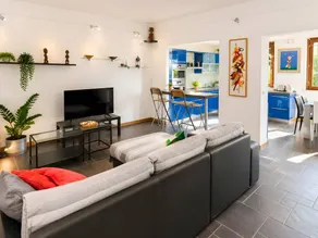 Fully equipped house with pool, barbeque & garden | Garden view | Suitable for remote work - Image 2