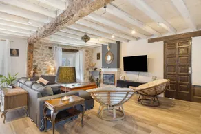 Fully equipped holiday home with garden, BBQ & terrace | Mountain view | Pets are welcome - Image 3