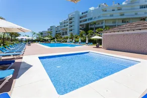 Holiday home with terrace - Image 2