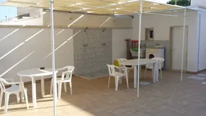 Flat with garden | City view - Image 3
