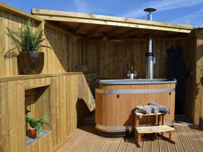 Cottage avec jardin et jacuzzi - Image 2