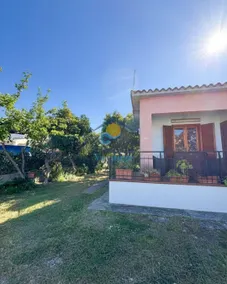 Apartment with BBQ & garden | Garden view - Image 3