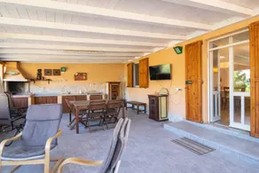 Flat with BBQ | Mountain view | Next to the beach - Image 4