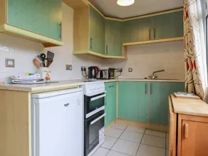 Cottage with garden - Image 5