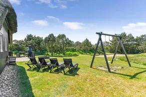 Fully equipped spacious holiday home with hot tub, terrace & barbecue | Next to the beach | Pets are welcome - Image 4