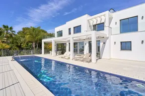 Villa mit Terrasse, Garten und privatem Pool | Gartenblick - Image 4