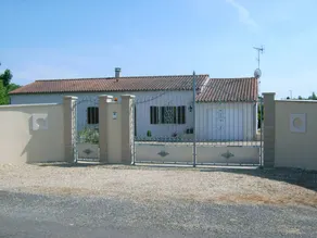 Ferienhaus mit Garten, Terrasse und privatem Pool | Poolblick - Image 3