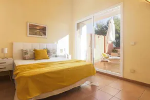 Spacious House in Gorgeous La Mora Area - Image 5