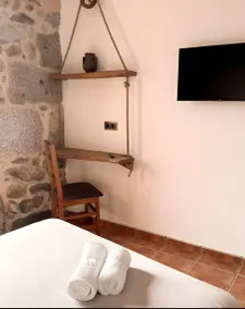 Room 'Habitación Doble Deluxe Cuarzo' with Mountain View, Shared Terrace and Wi-Fi - Image 4