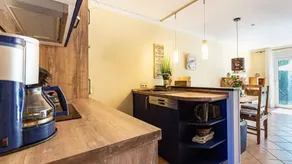 Agréable appartement de vacances entièrement équipé avec terrasse | Vue jardin | À côté de la plage | Avec animaux bienvenus - Image 3