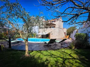 House with garden, private pool & barbeque - Image 2