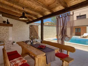 Holiday home with terrace, barbeque & garden - Image 3