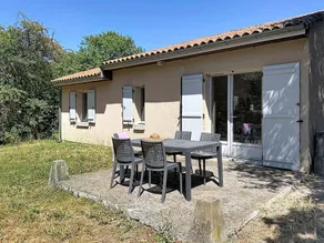 Child-friendly pleasant holiday home with terrace | Garden view | Next to the beach | Pets allowed - Image 4