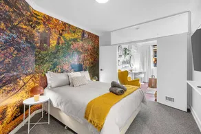 Spacious Homely Apartment Close to Everything - Image 3