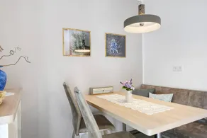 Apartamento vacacional apta para familias con jardín y barbacoa | Vistas al jardín | Perfecto para el trabajo en remoto - Image 5