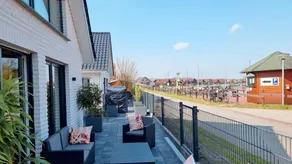 Fully equipped holiday home with terrace, sauna & garden | Lake view | Pets allowed - Image 4
