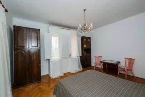 Flat with garden & terrace | Garden view - Image 4