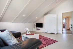 Family-friendly apartment | Garden view | Perfect for remote work - Image 5
