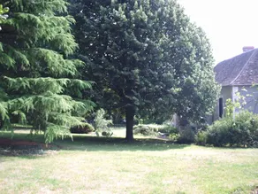 Cottage with BBQ & garden - Image 4