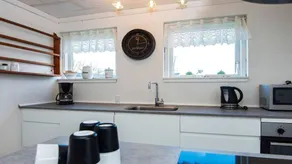 House with barbecue, terrace & garden | Pets allowed - Image 4