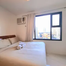 Merveilleux appartement en copropriété convivial et familial avec sauna et piscine | Vue ville - Image 2