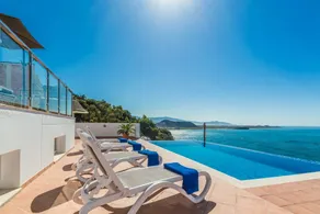 Villa mit Pool, Terrasse und Grill | Meerblick - Image 4