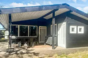 House with hot tub, terrace & sauna - Image 4