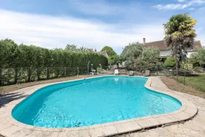 Kinderfreundliches Landhaus mit Pool, Garten und Terrasse | Gartenblick - Image 2