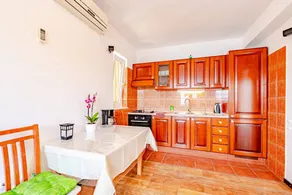 A1-apartment 50m from the beach with the sea view - Image 5