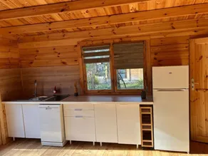 Chalet with AC, pets OK - 4 guests - Image 2