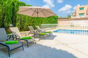 Villa avec terrasse, barbecue et piscine privée - Image 5
