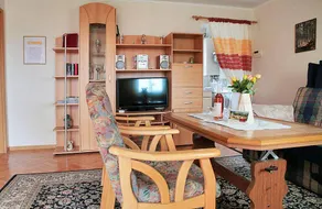 Pleasant house with sauna, garden & terrace - Image 4