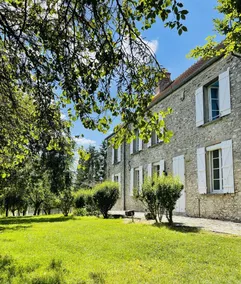 Ferienunterkunft mit privatem Pool, Terrasse und Garten - Image 3