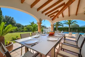 Holiday home with barbeque, terrace & garden - Image 2