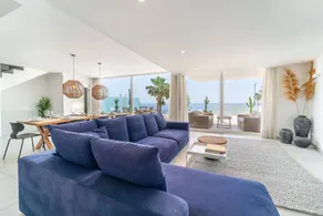 Stunning 4-Bedroom Villa in Benalmádena with Private Pool - Image 3
