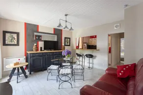 Cottage 'Le Boisset' with Mountain View, Private Terrace and Wi-Fi - Image 3