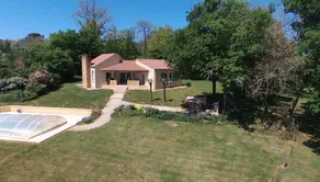 Casa adatta alle famiglie con piscina privata, giardino e barbecue | Accetta animali domestici - Image 5