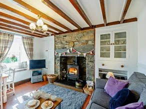 Cottage with garden & terrace | Pet-friendly - Image 2