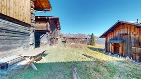 Casa con barbecue, giardino e terrazza - Image 2