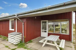 Fully equipped house with terrace, sauna & BBQ - Image 2