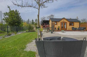 Bed & breakfast with garden, barbecue & terrace - Image 5
