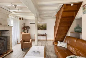 Cottage with barbeque, terrace & garden | Garden view - Image 2