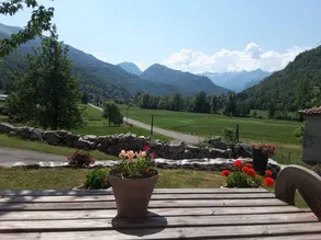 Holiday home with garden, terrace & barbecue | Nature view - Image 2