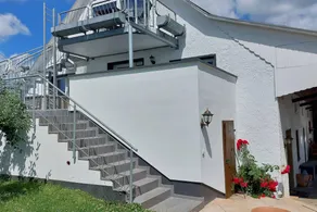 Child-friendly wonderful flat with barbecue, garden & pool | Nature view | Dogs allowed - Image 3