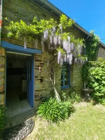 Holiday Home “Gîte La Longère de Brocéliande” with Private Garden - Image 5