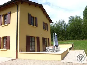 Gite with garden, BBQ & terrace - Image 5