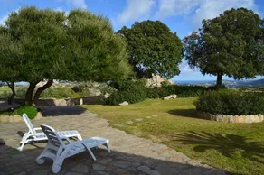 Agriturismo Stazzo Cuncosu: Camera 6 - apertura su vista campagna - giardino vista mare - Image 4