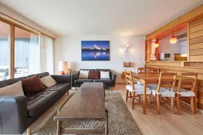 Holiday apartment with sauna & private pool | Mountain view | Next to the ski - Image 2