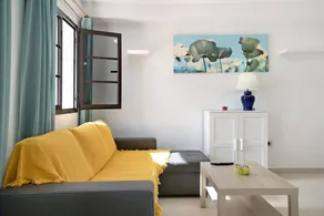 Fully equipped pleasant house with terrace | Beach nearby - Image 5